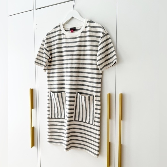 BNWOT Vince Camuto Striped Dress - Picture 7 of 8